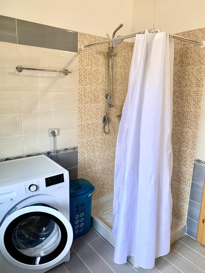 Casadolcecasa Hotel Shkoder Bagian luar foto